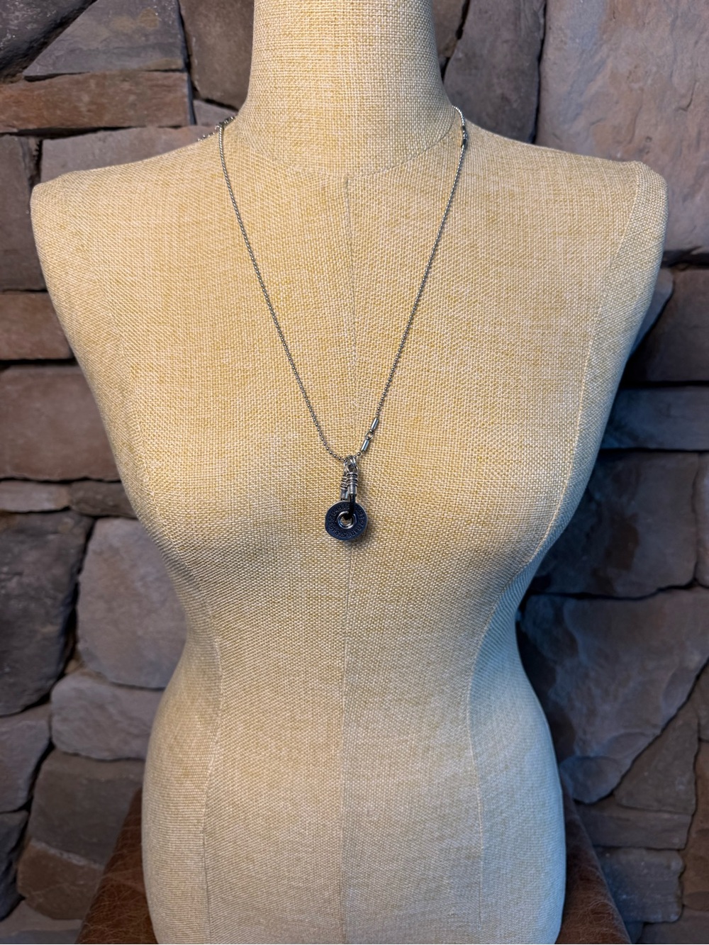 New🌟Free People-Silver-Tone Round Pendant Necklace - Women Jewelry - Picture 1 of 3